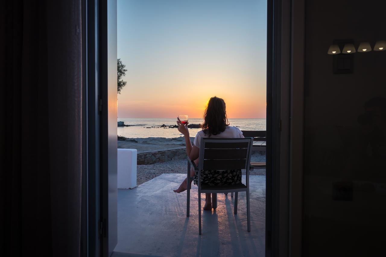 Milos Waves Luxury Apartments Pollonia Eksteriør billede