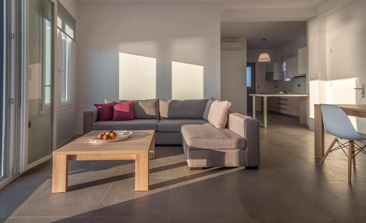Milos Waves Luxury Apartments Pollonia Eksteriør billede